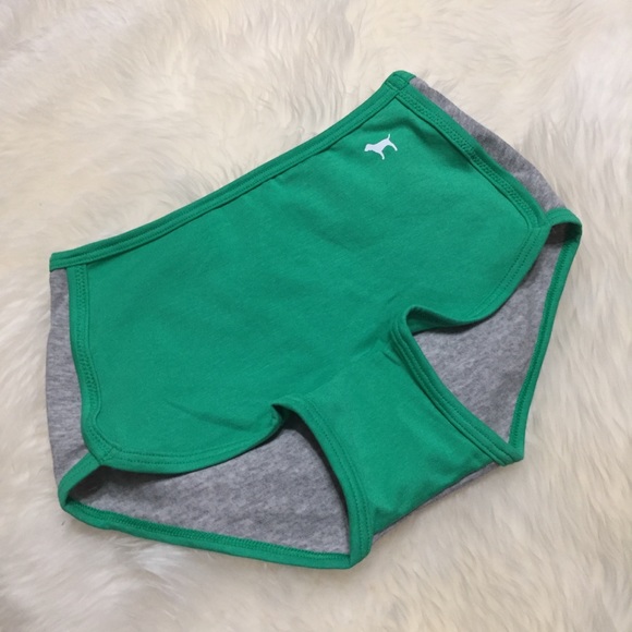 VS PINK Lucky Panties! 4 Leaf Clover Cotton Boyshort - Picture 5 of 12